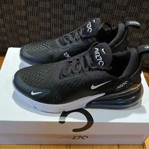 Nike Air Max 270